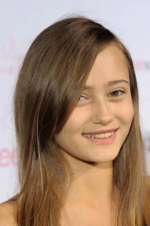 Элла Пернелл