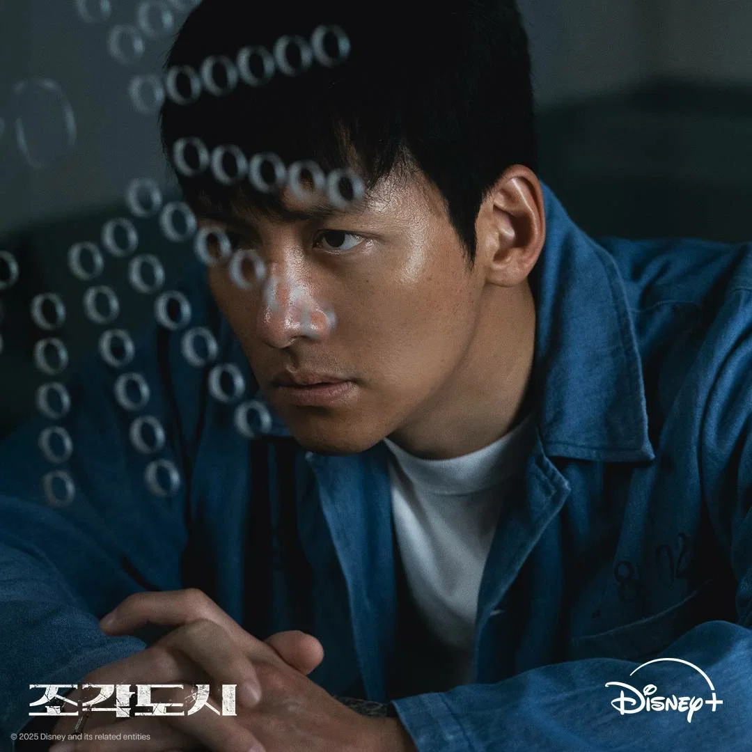 The Manipulated — Stills